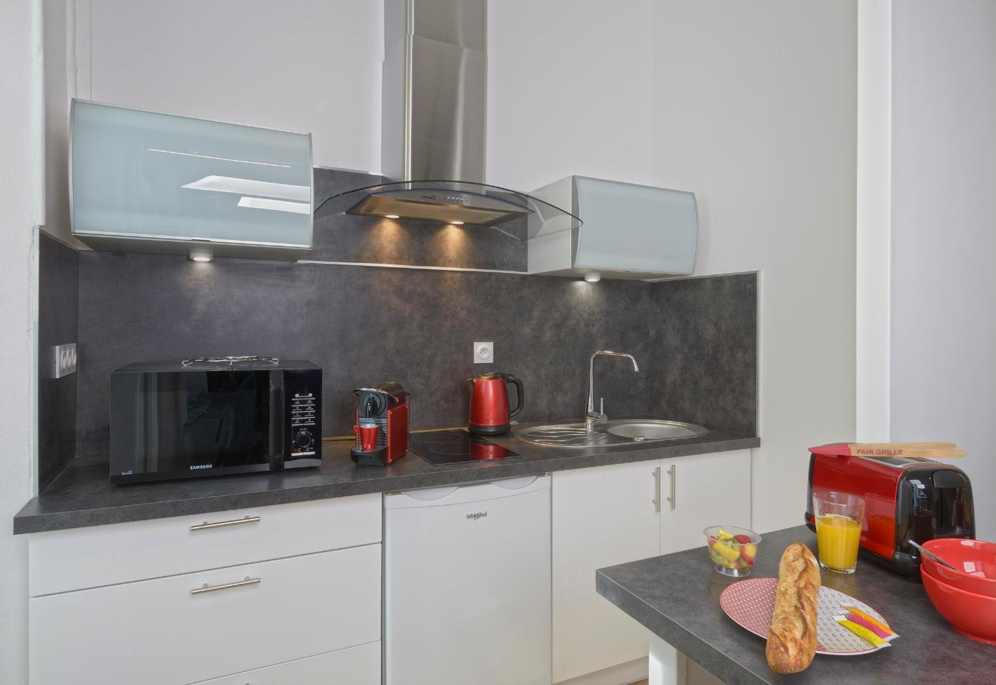 Appartements Charmants En Coeur De Ville Анже Екстериор снимка